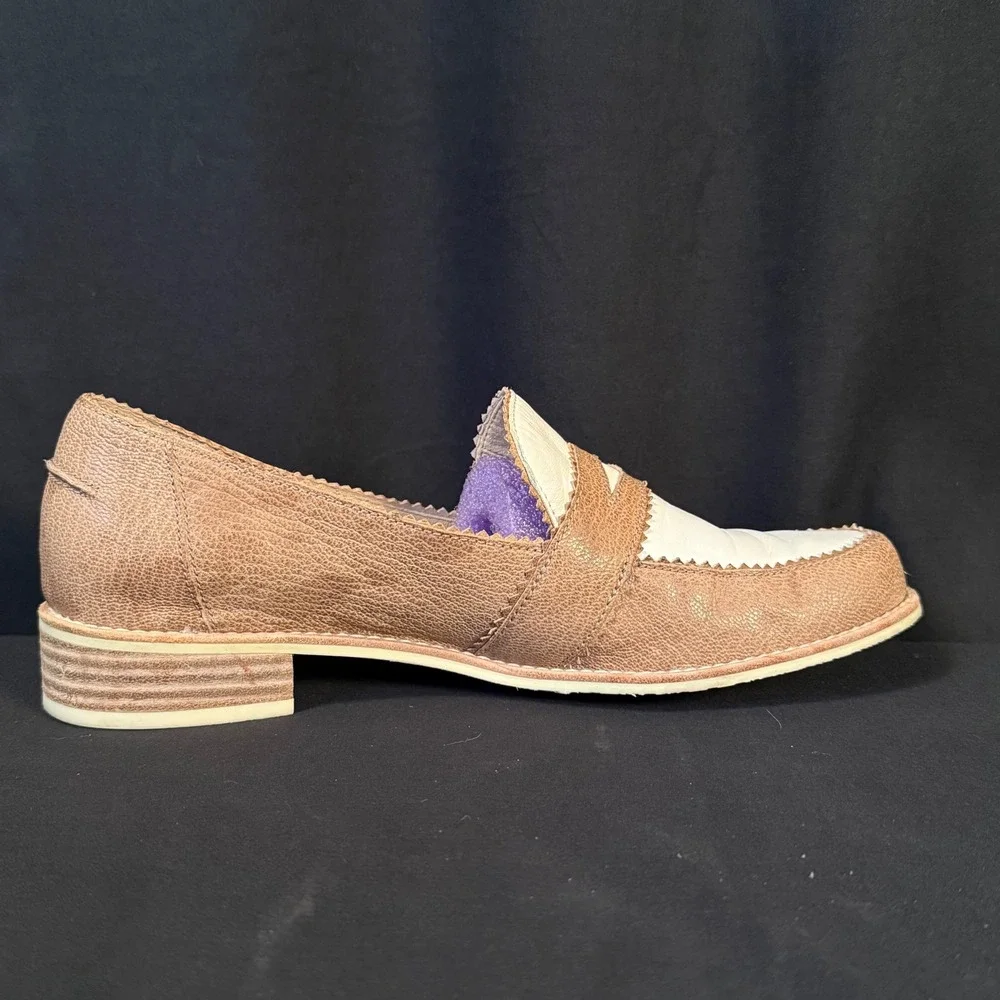 Vintage Stuart Weitzman Spectator Penny Loafers Two Tone Leather Spain Women 9 M